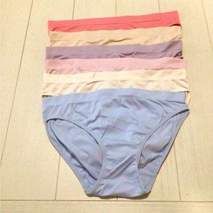 Attributes NWOT women’s panties.